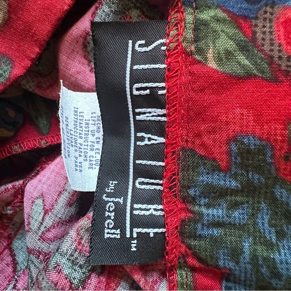 Signature by Jerell vintage red floral maxi skirt with pockets - Picture 8 of 9